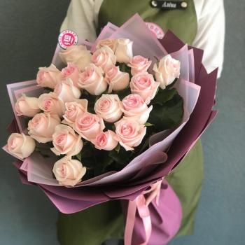 Бело-розовые розы 60 см (Россия) №  36612mos