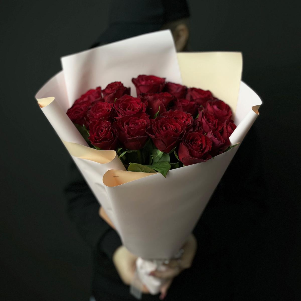 Красные розы 21 шт. Кения