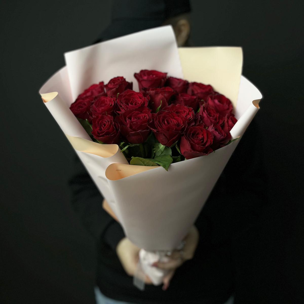 Красные розы 21 шт. Кения