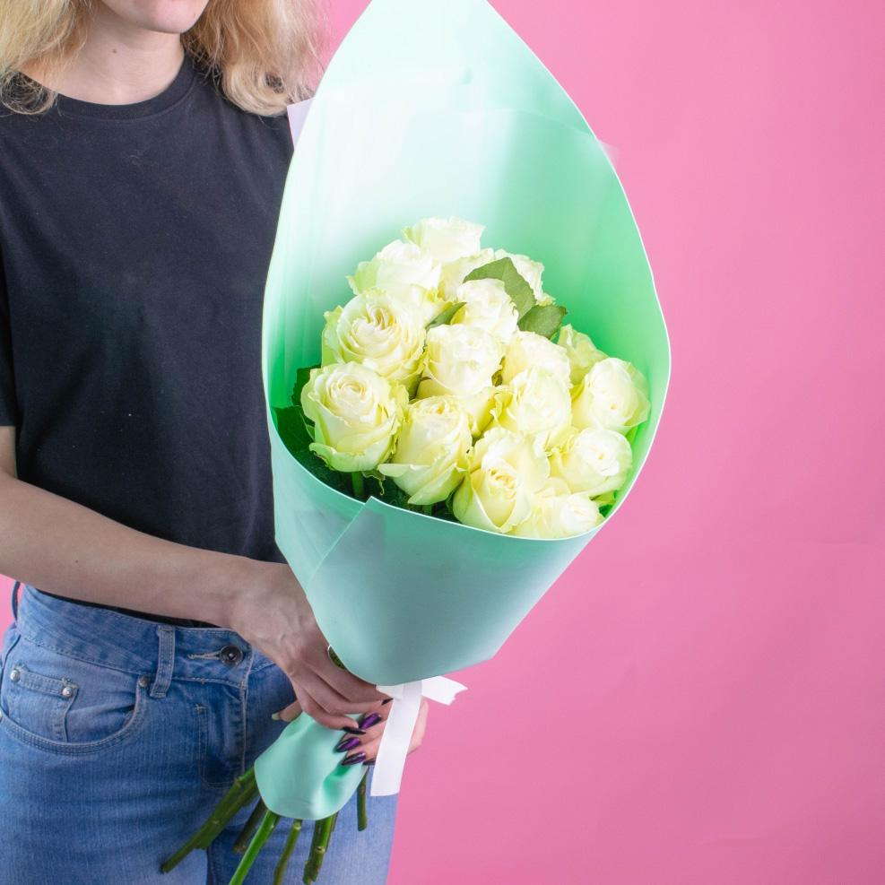 Розы 60 см белые Эквадорские