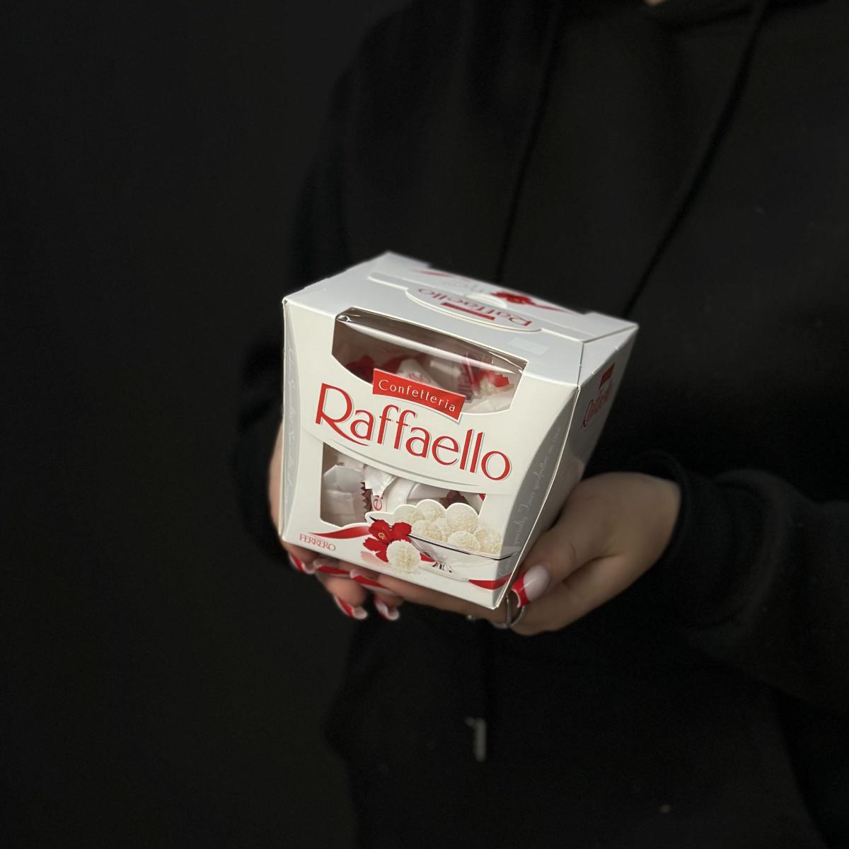 Коробка конфет Raffaello