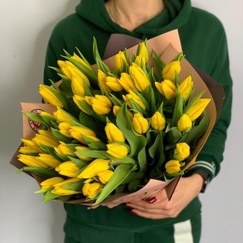 Тюльпаны желтые 51 шт (артикул   15264m)