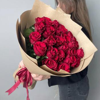 Букет из 25 красных Кенийских роз